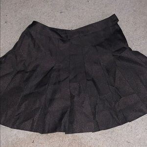 Forever 21 skater girl skirt small. Worn once.